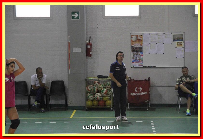 141020 volley 040_tn.jpg